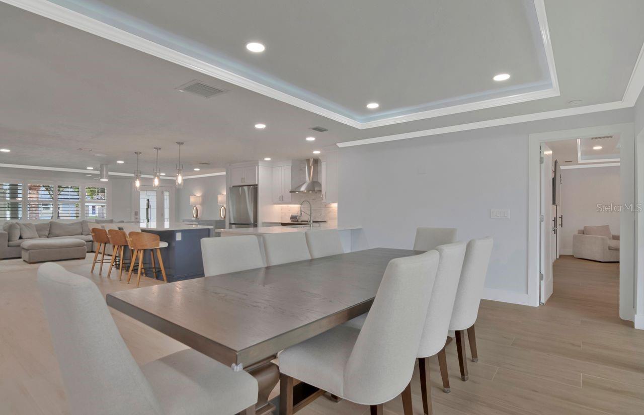 312 WESTWINDS DR — photo 21