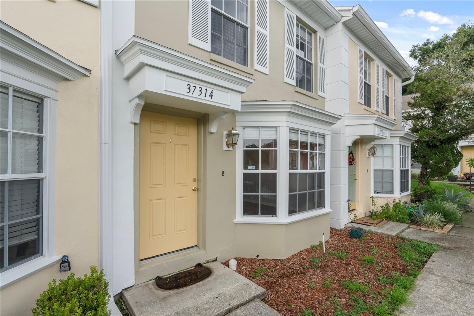 37314 EMBASSY PARK LN — photo 18
