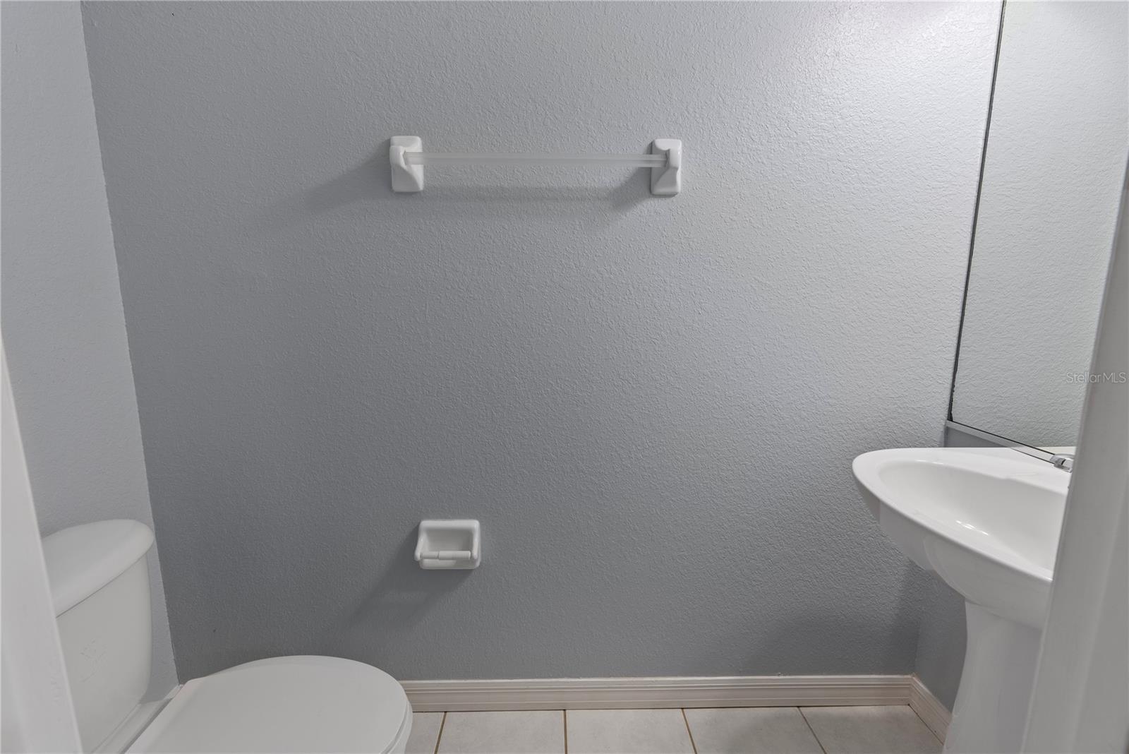 37314 EMBASSY PARK LN — photo 8