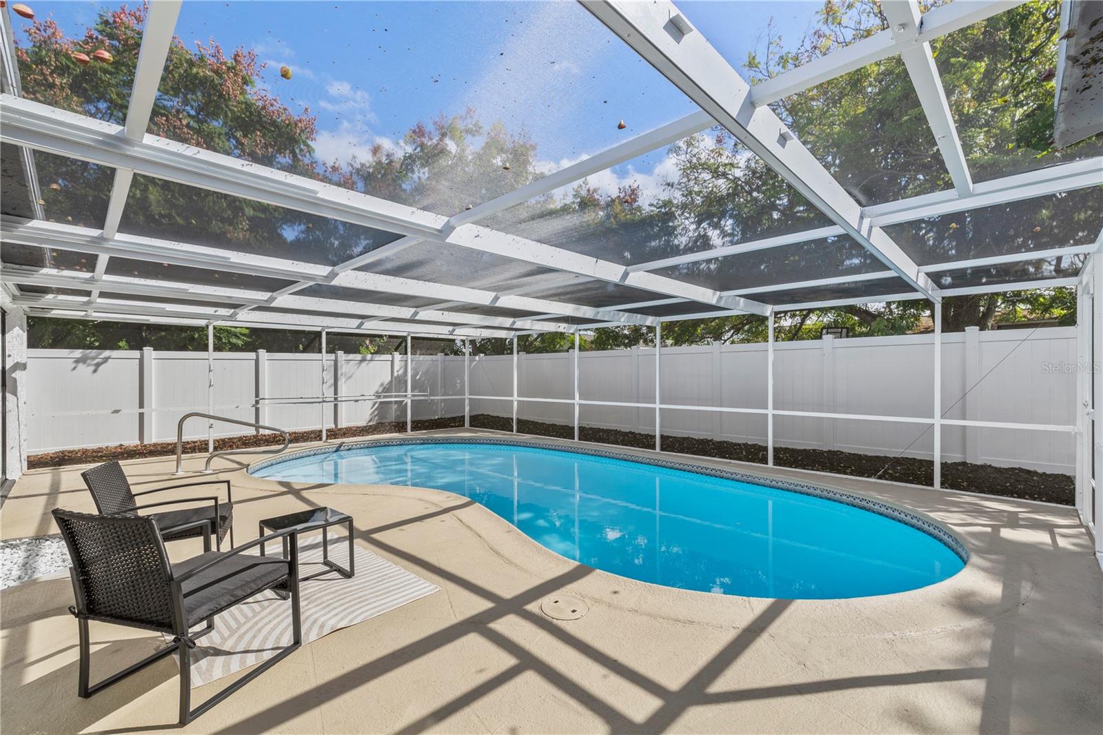 7010 PARROT DR — photo 2