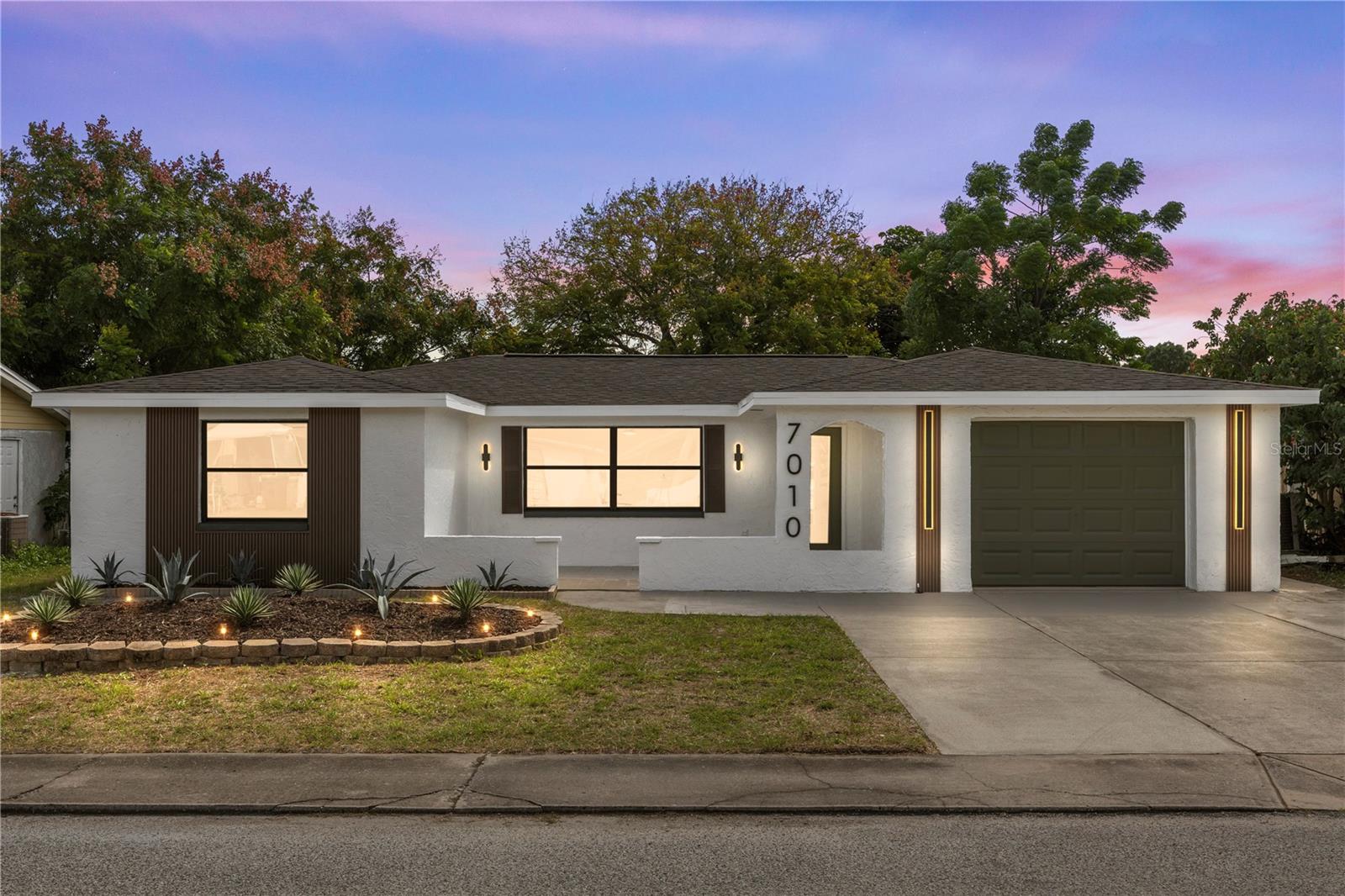 7010 PARROT DR — photo 10