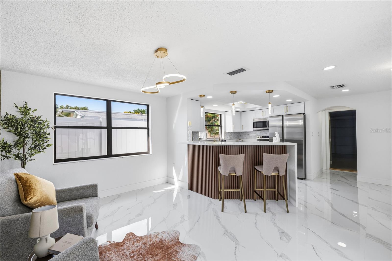 7010 PARROT DR — photo 17