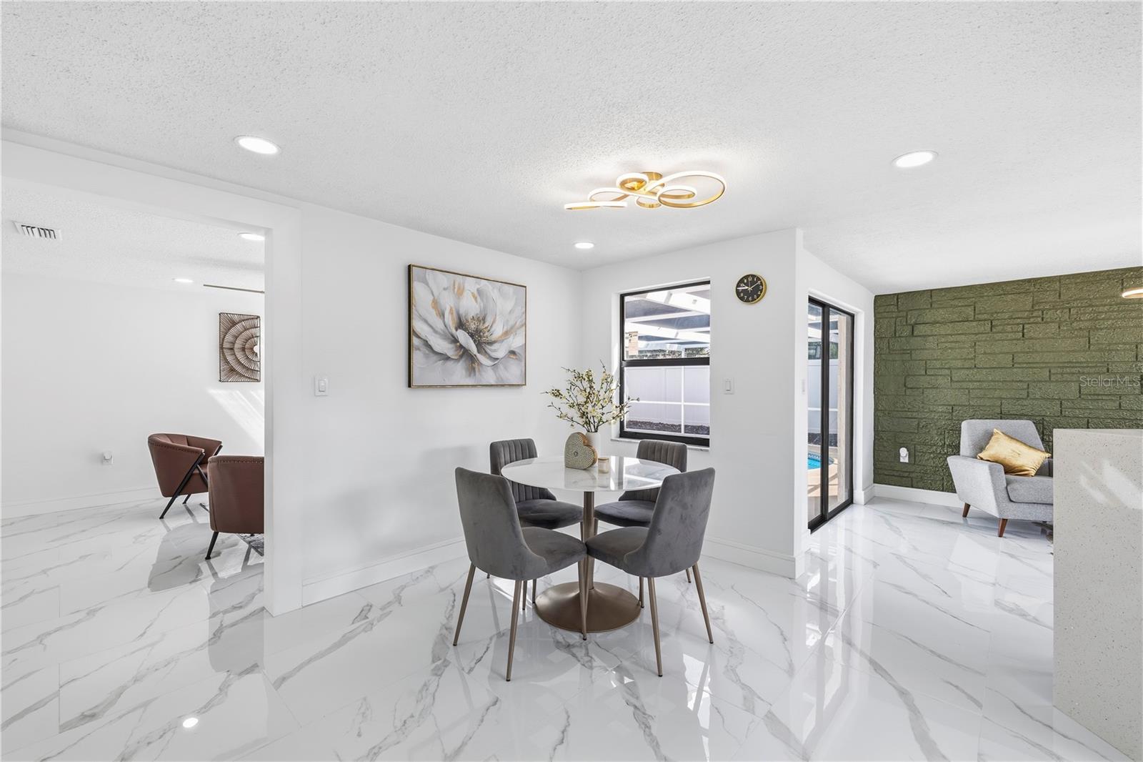 7010 PARROT DR — photo 21
