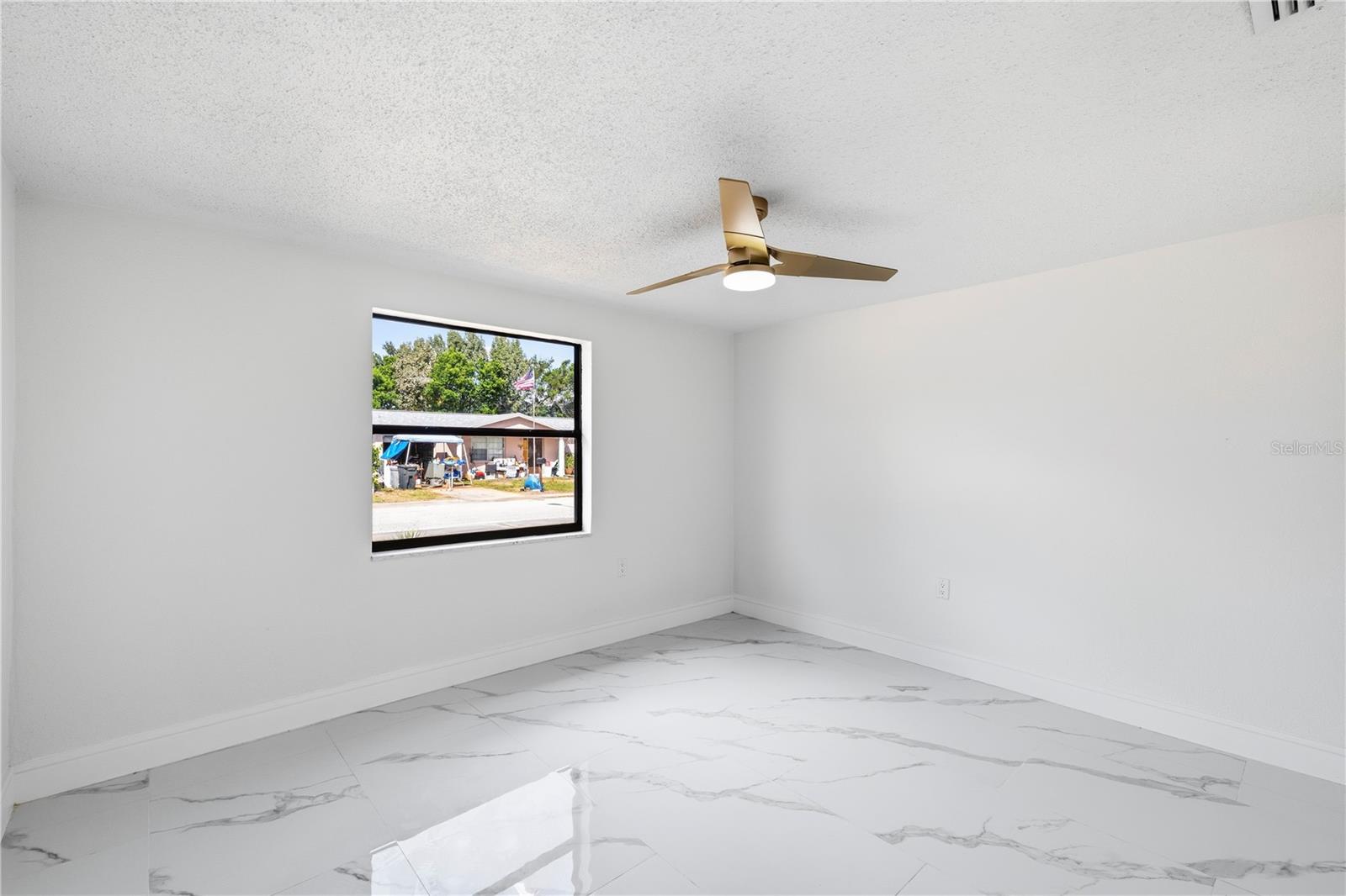 7010 PARROT DR — photo 25