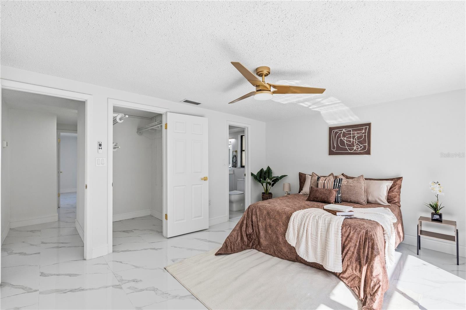 7010 PARROT DR — photo 22