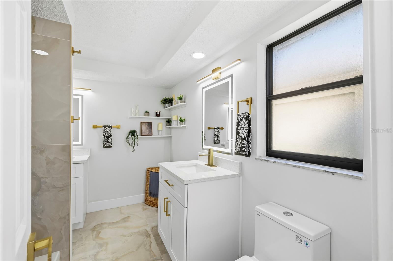7010 PARROT DR — photo 9