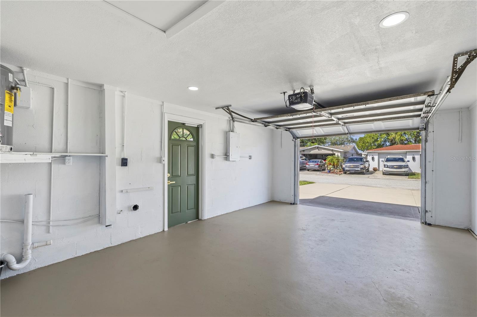 7010 PARROT DR — photo 30