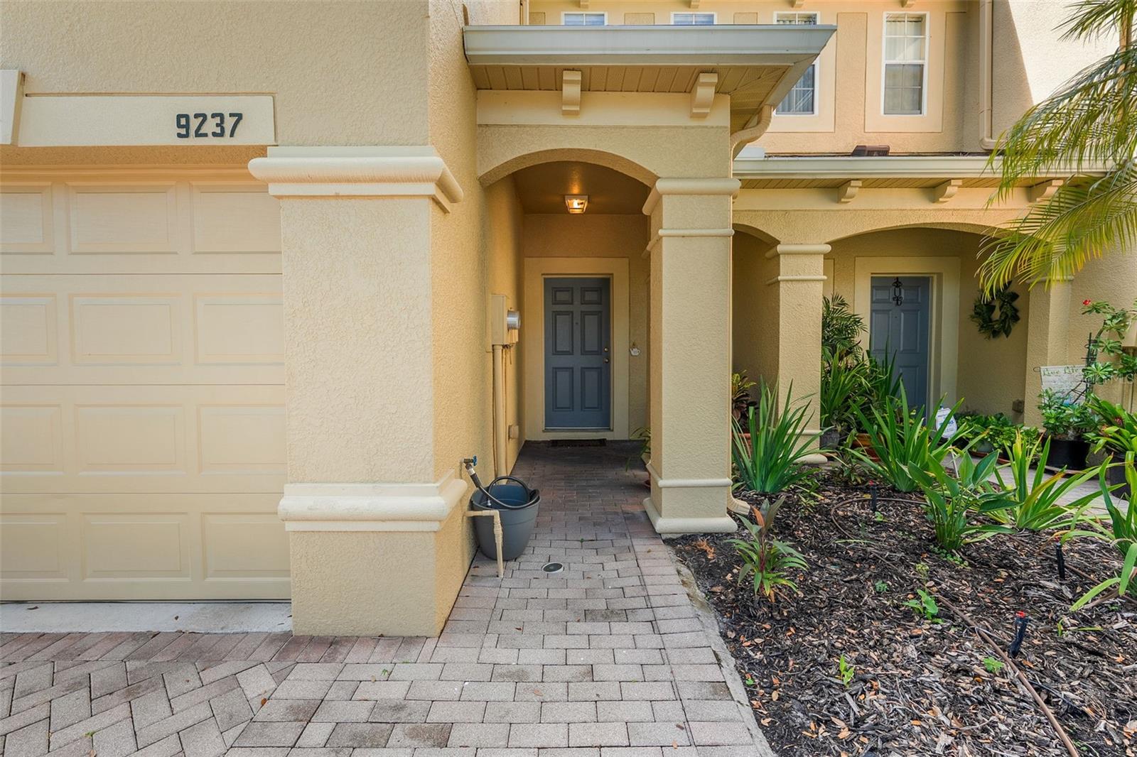 9237 RIVER ROCK LN — photo 11