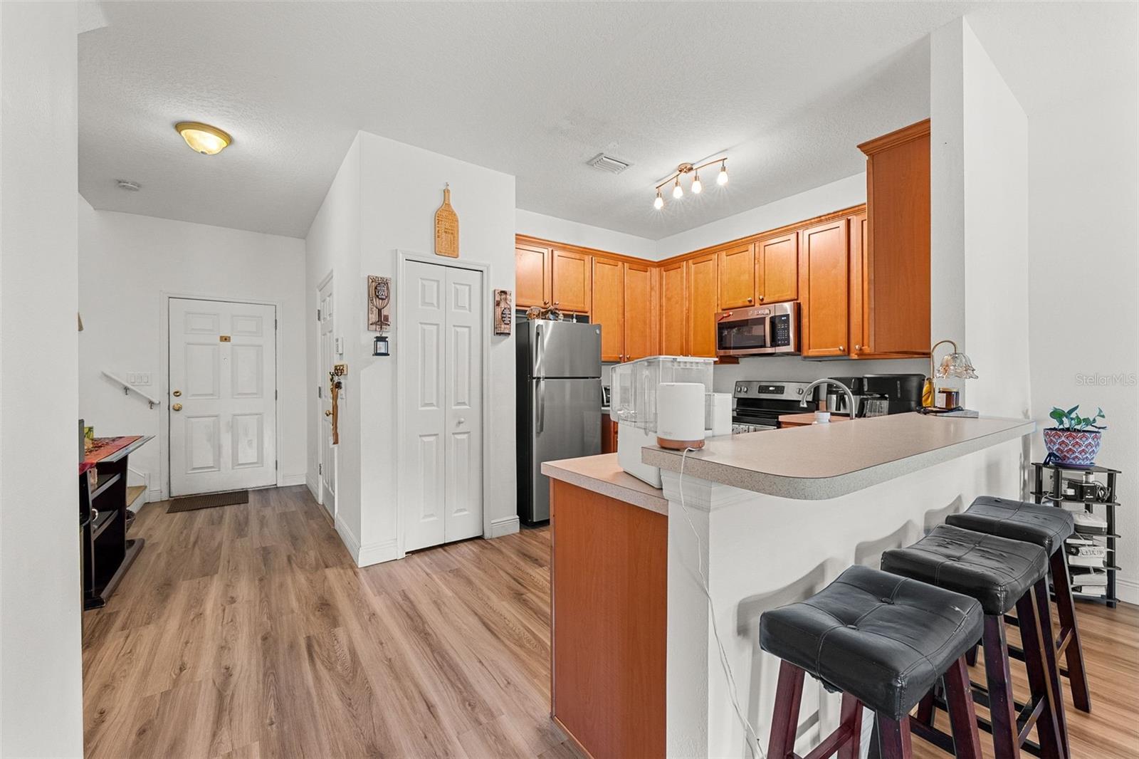 9237 RIVER ROCK LN — photo 16