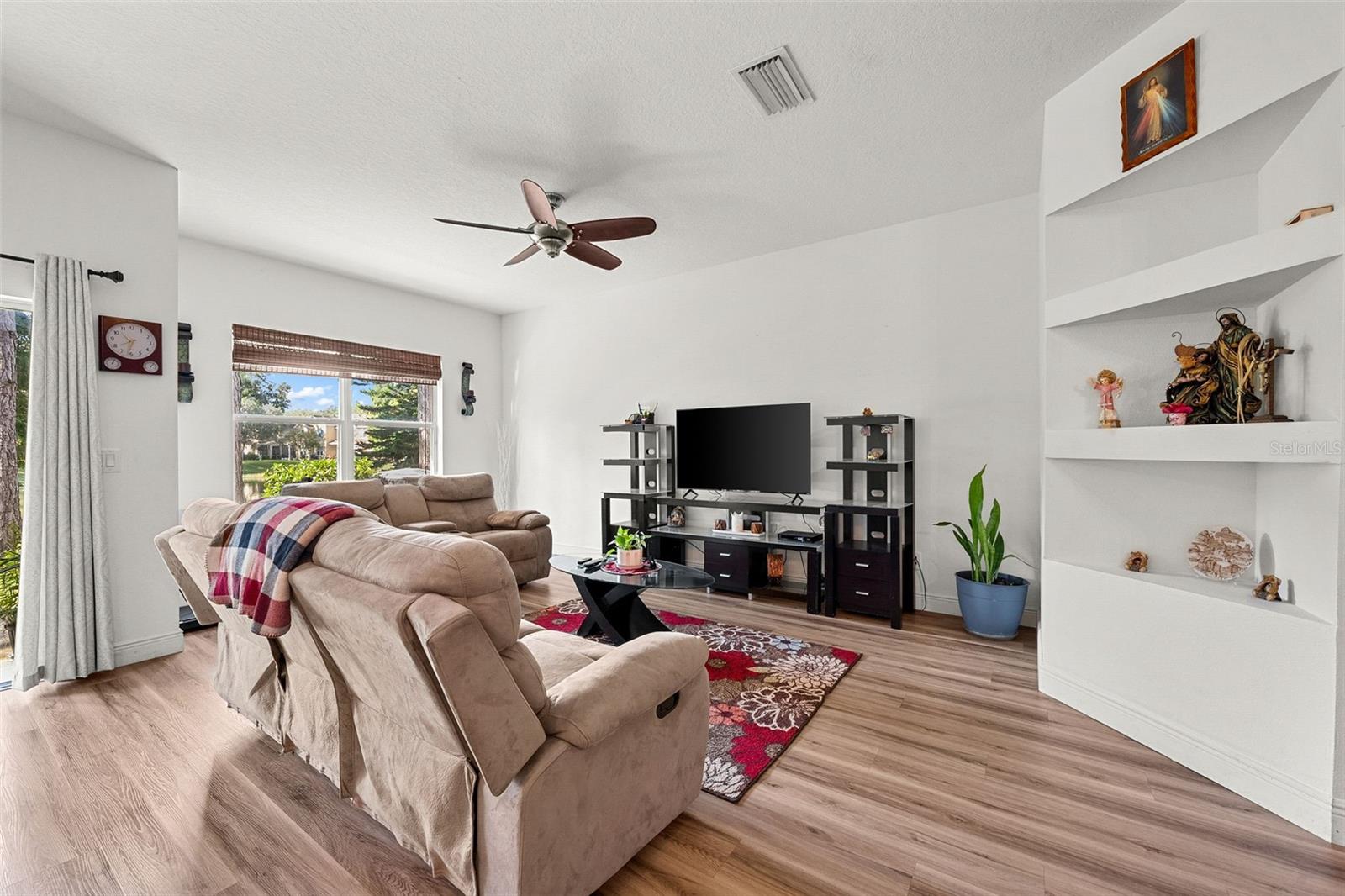 9237 RIVER ROCK LN — photo 5