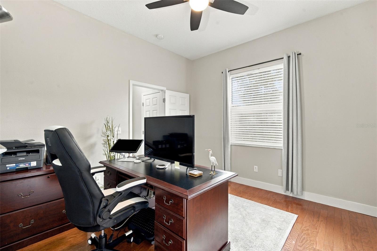 721 FAYETTE PL — photo 38