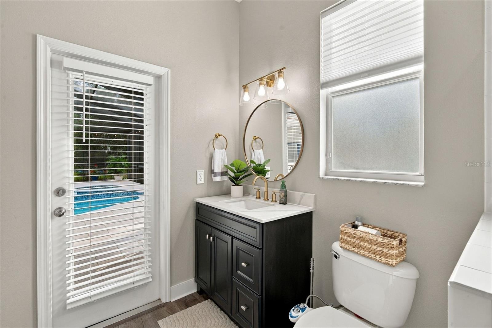 721 FAYETTE PL — photo 46
