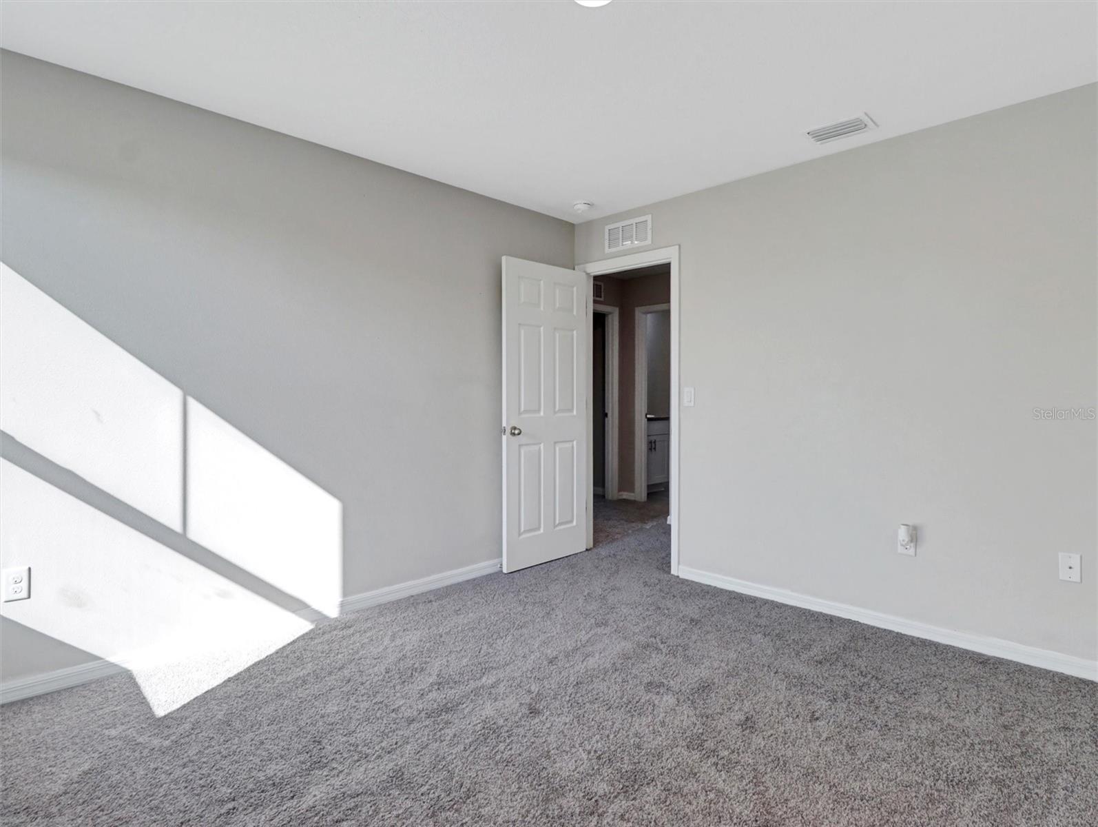 13018 BOGGY CREEK DR — photo 23