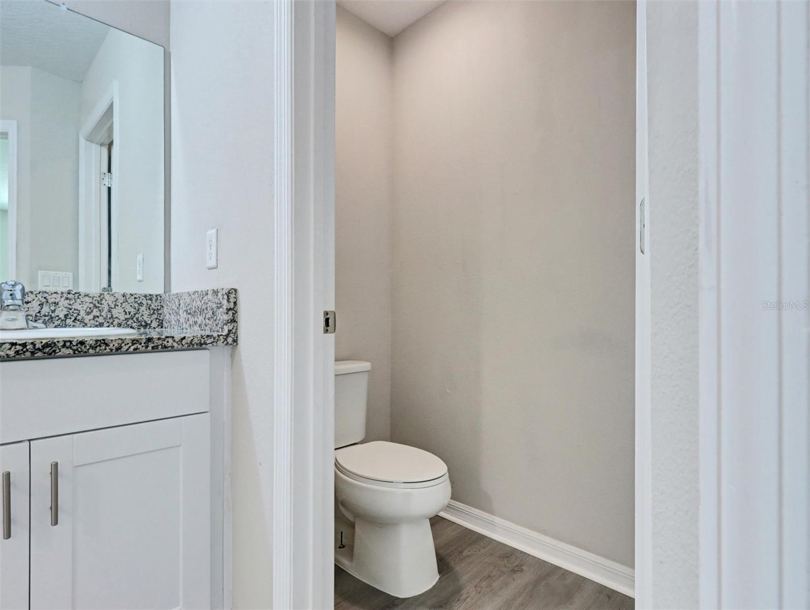 13018 BOGGY CREEK DR — photo 35
