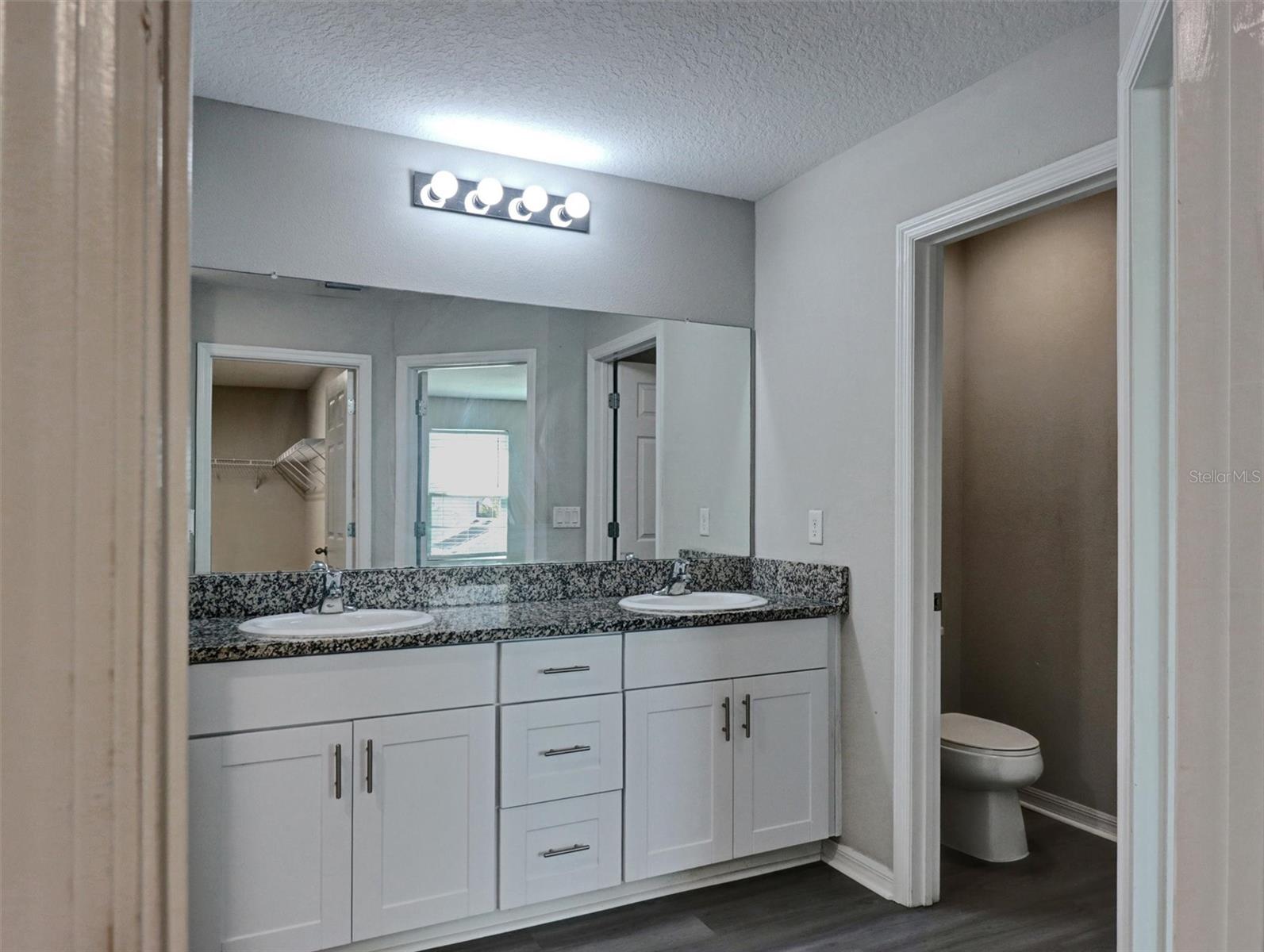 13018 BOGGY CREEK DR — photo 34