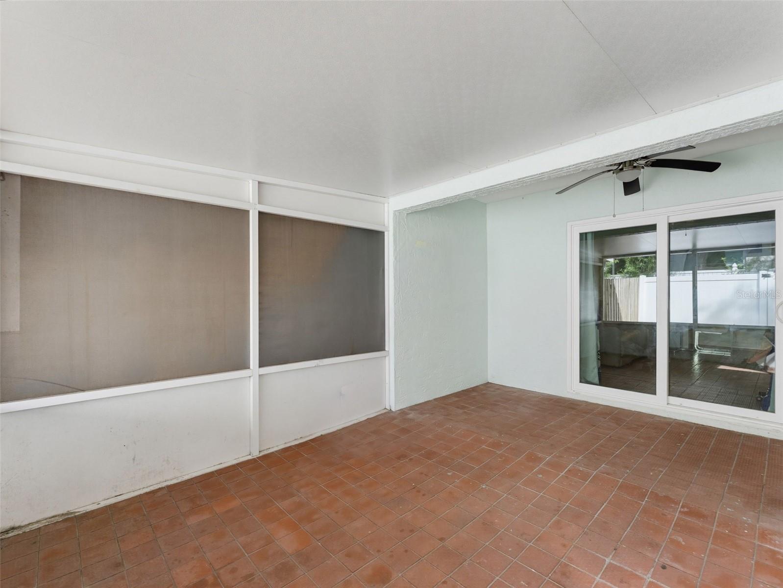 345 PLYMOUTH ST — photo 38