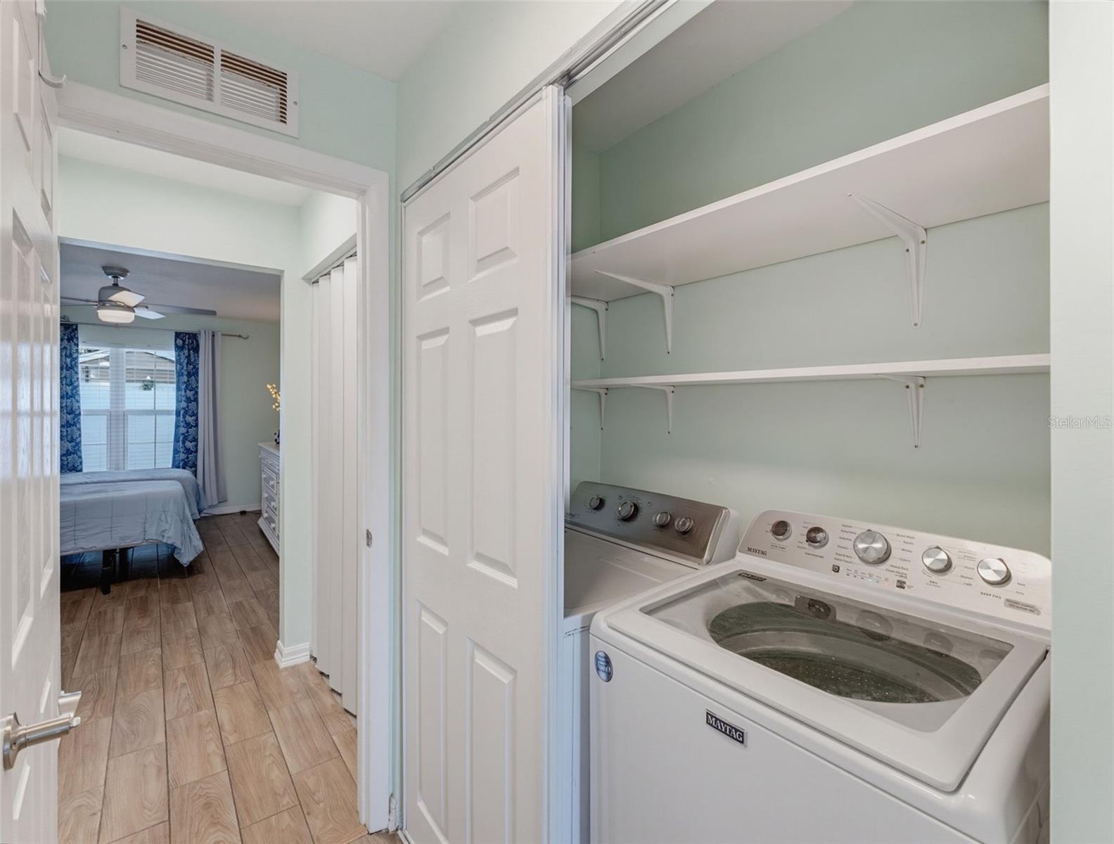 345 PLYMOUTH ST — photo 28
