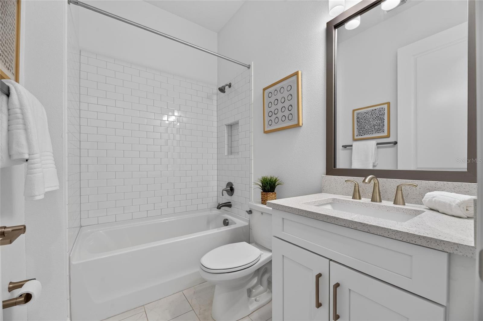 1074 SEAGRAPE DR — photo 48