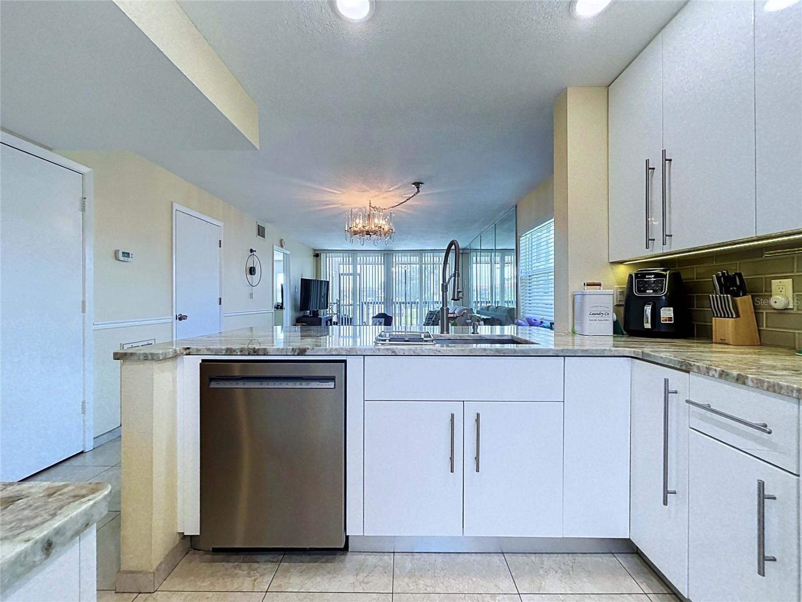 1805 MARINER DR #55 — photo 24