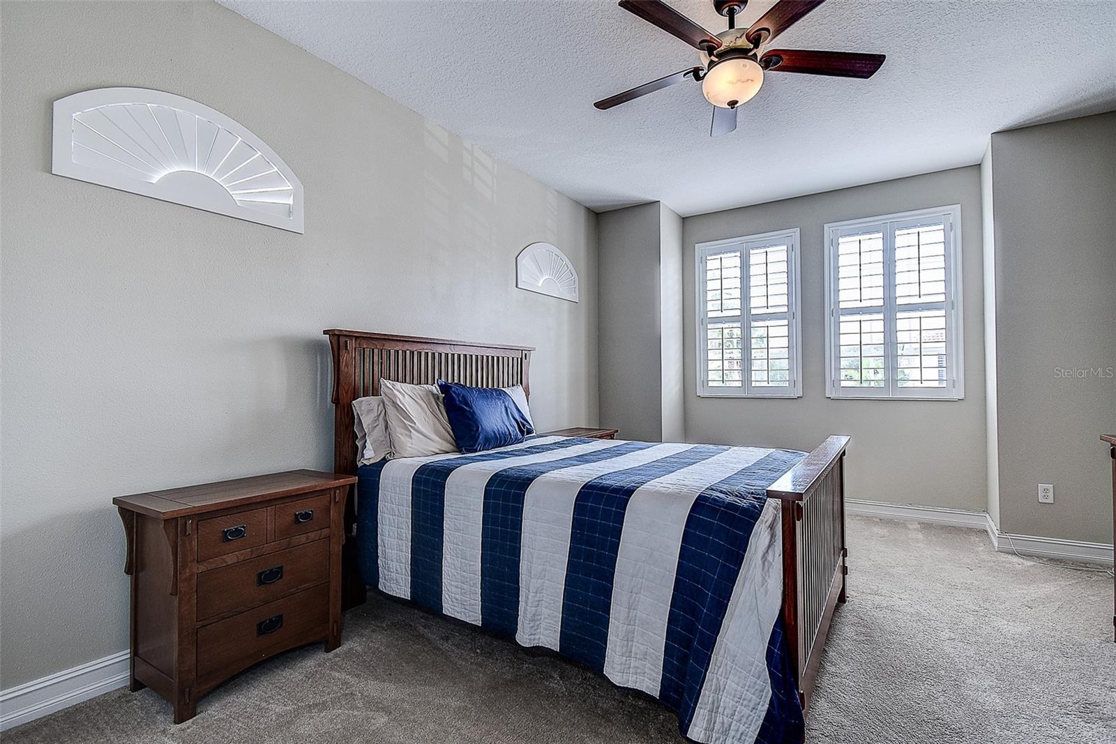 1266 RIBOLLA DR — photo 33