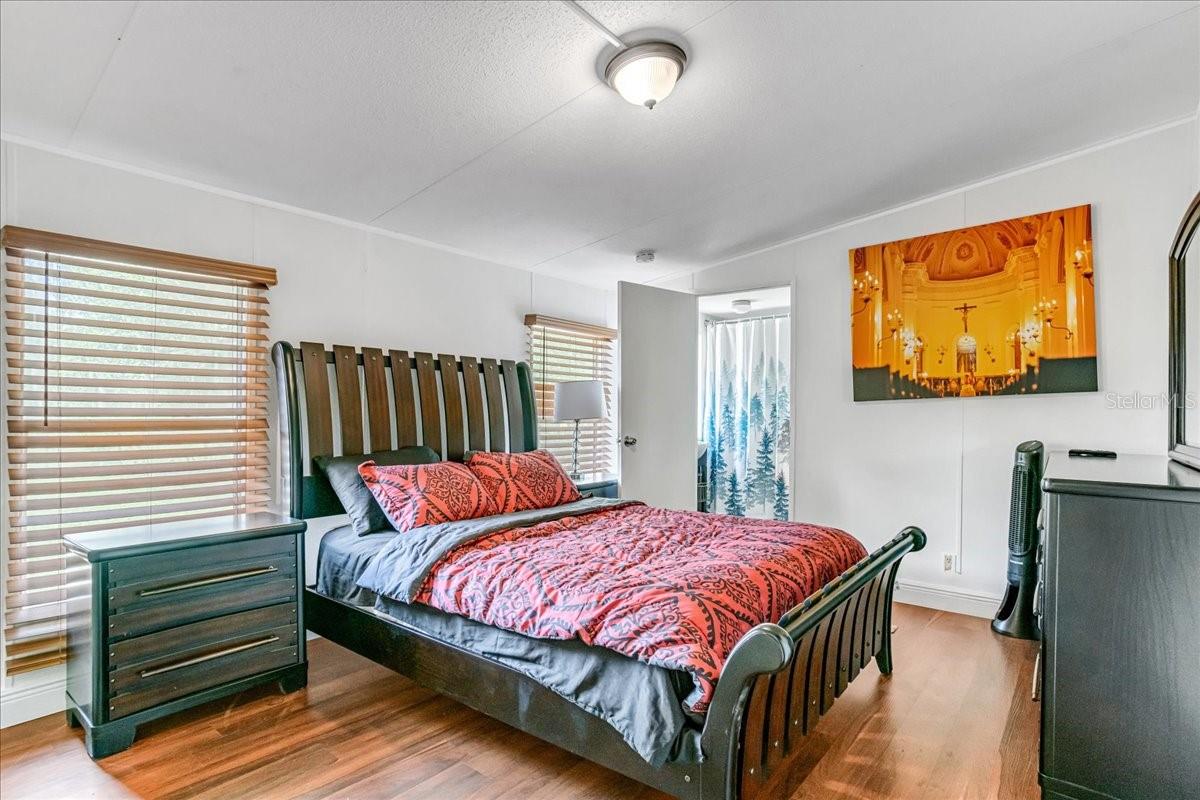 33608 MANDRAKE RD — photo 12