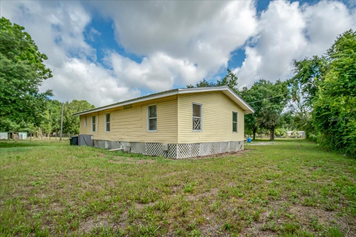 33608 MANDRAKE RD — photo 27