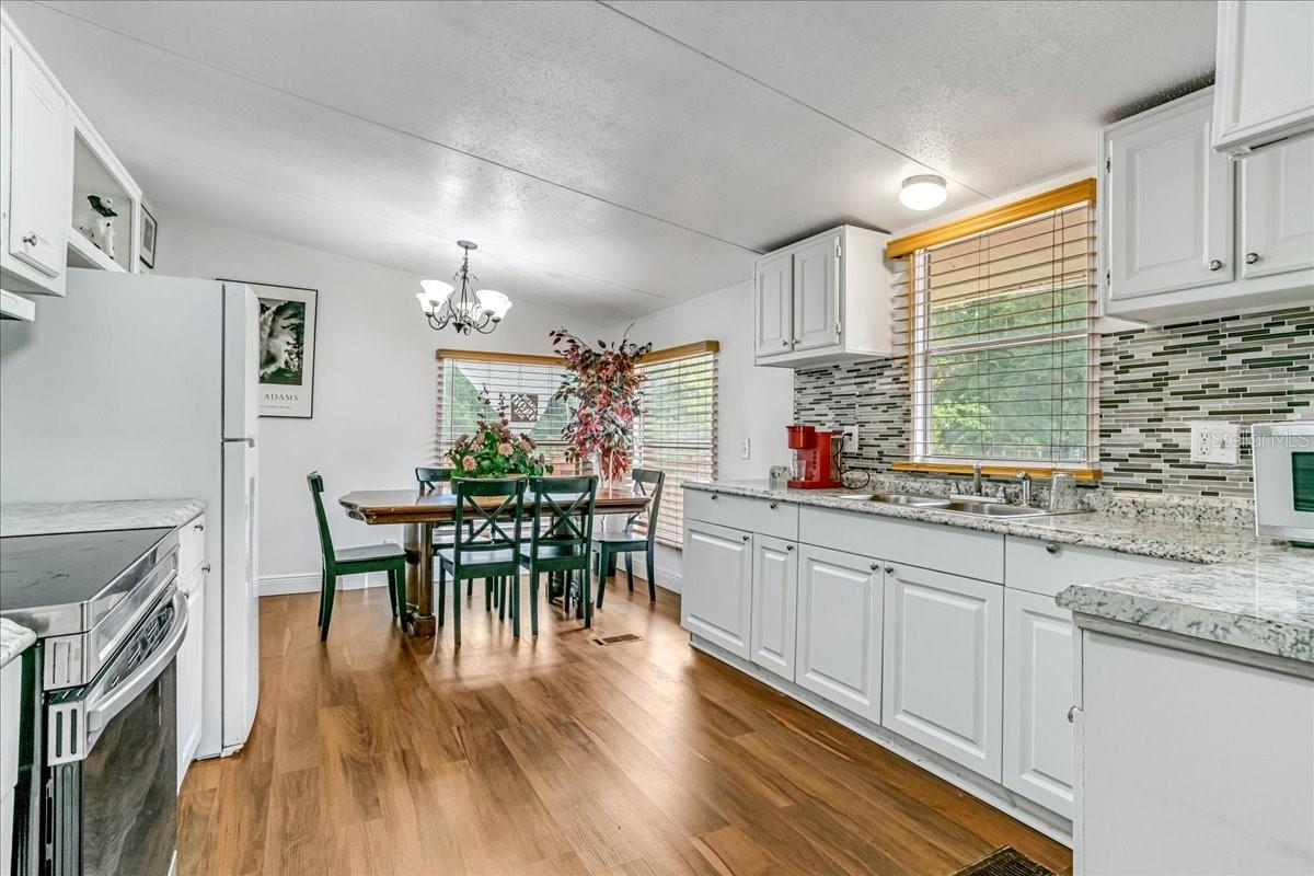 33608 MANDRAKE RD — photo 4