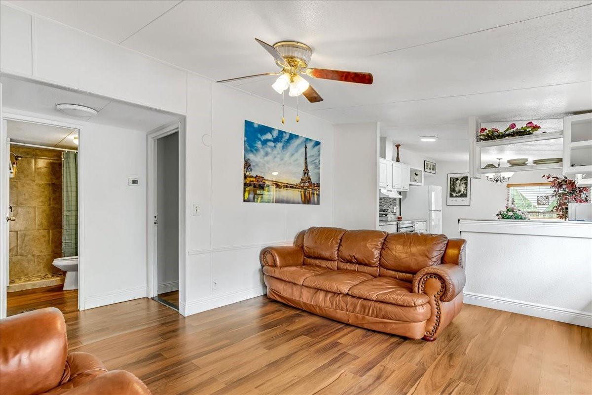 33608 MANDRAKE RD — photo 8