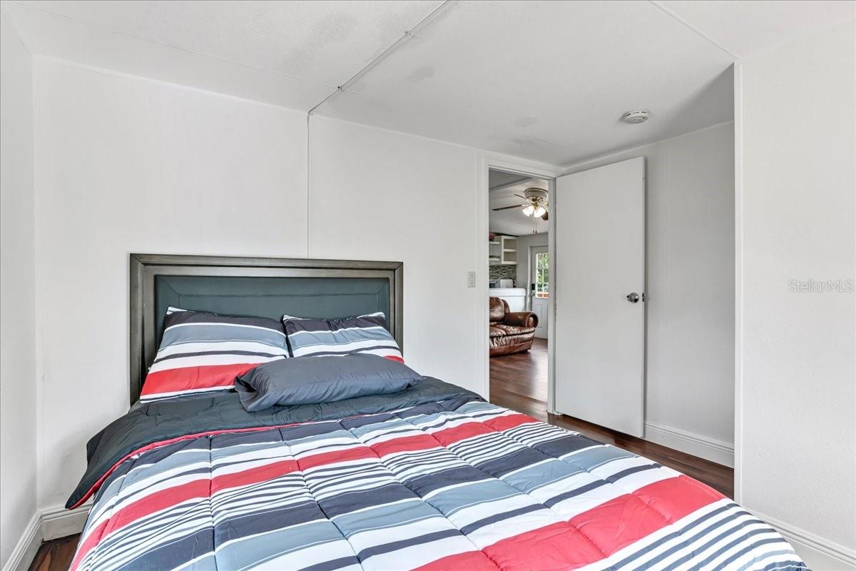 33608 MANDRAKE RD — photo 11
