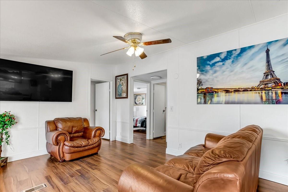 33608 MANDRAKE RD — photo 9