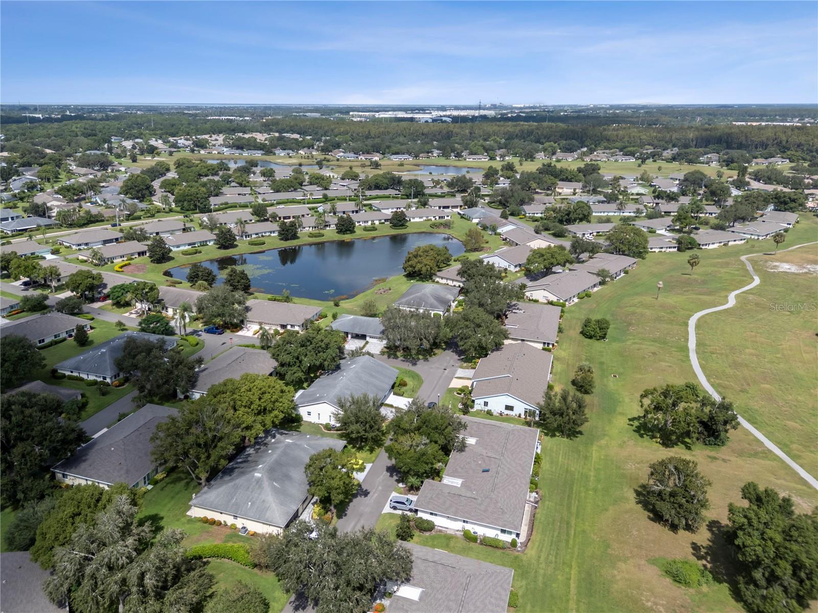 2630 LANCASTER DR — photo 47