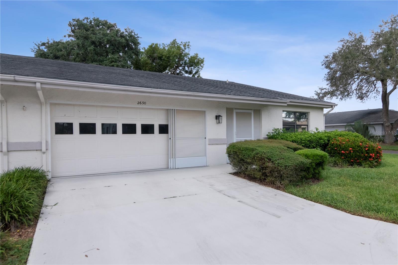 2630 LANCASTER DR — photo 2