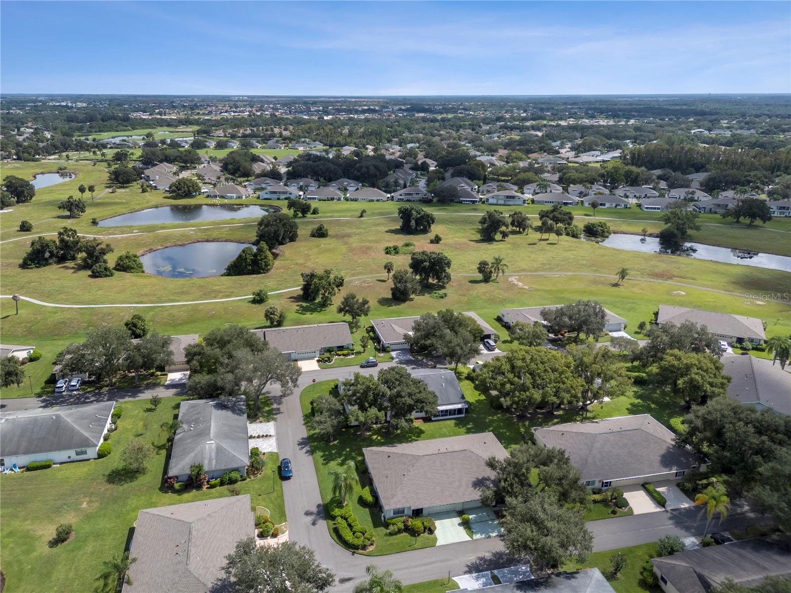 2630 LANCASTER DR — photo 45