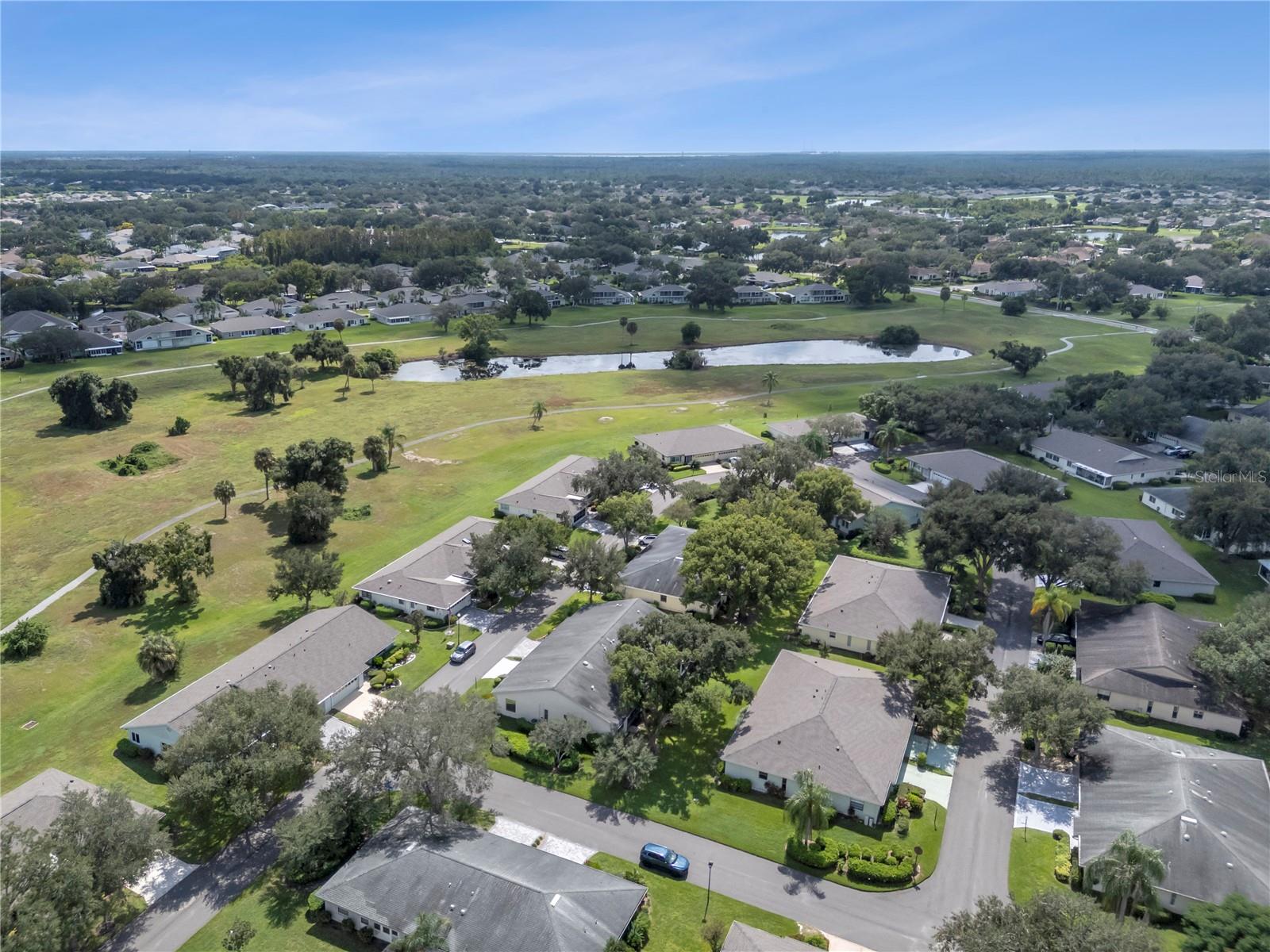 2630 LANCASTER DR — photo 44