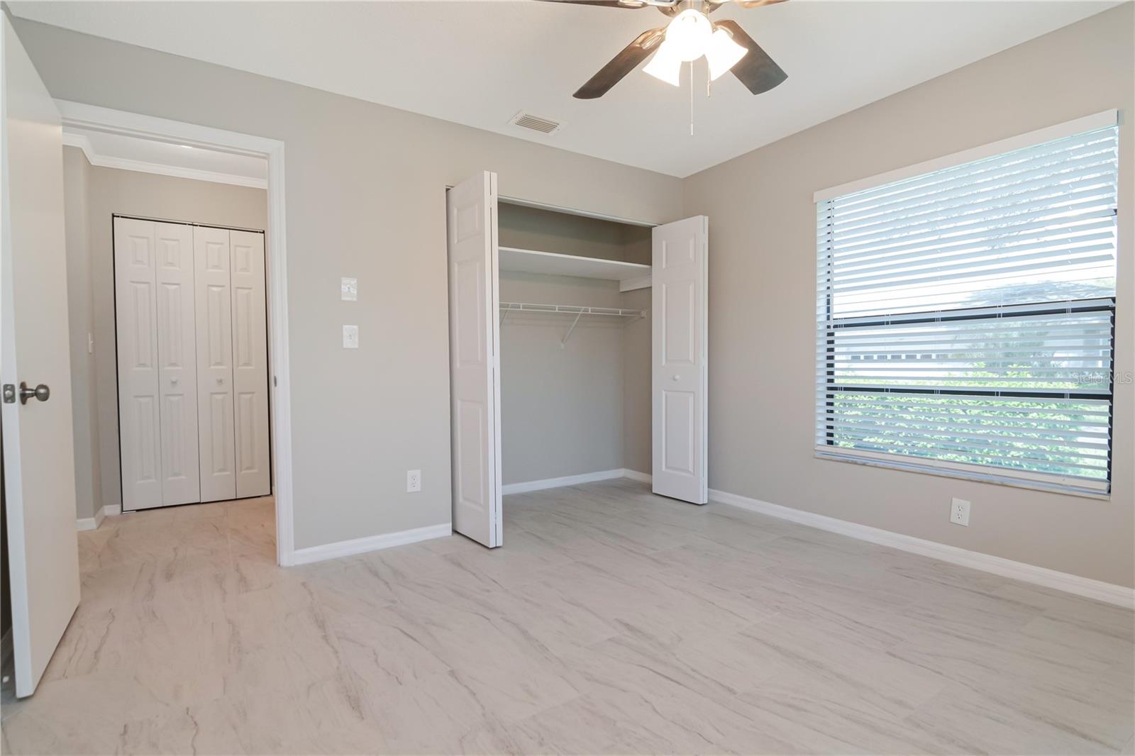 2630 LANCASTER DR — photo 31