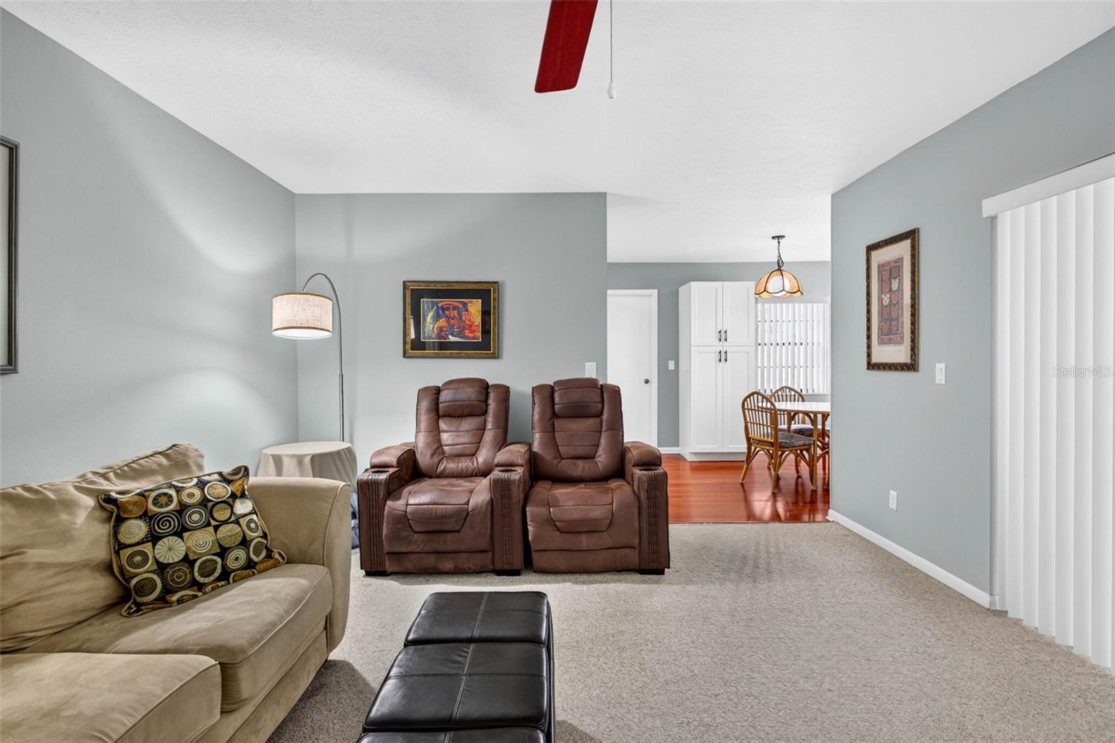 7220 WOODBROOK DR — photo 16