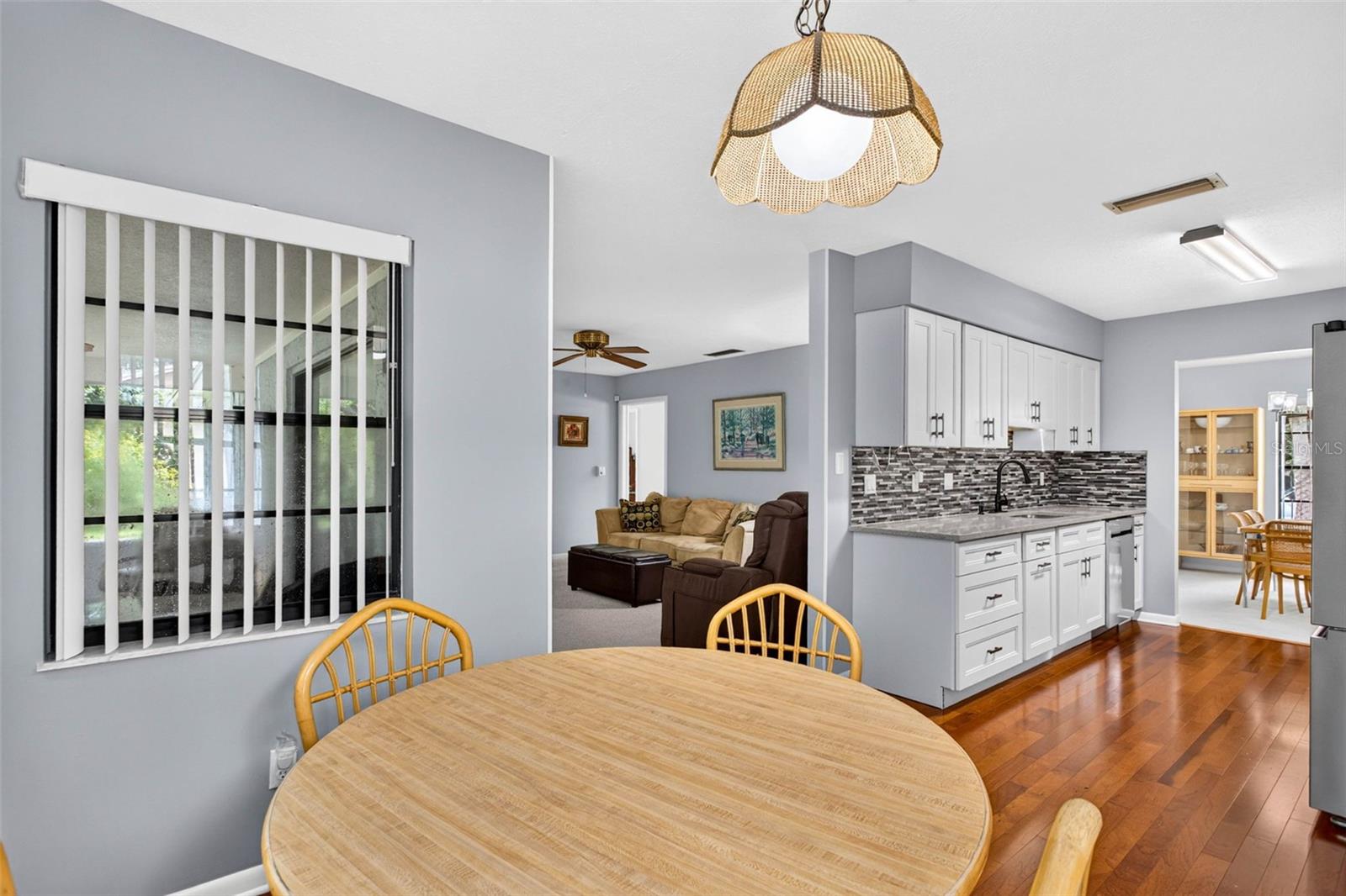 7220 WOODBROOK DR — photo 13