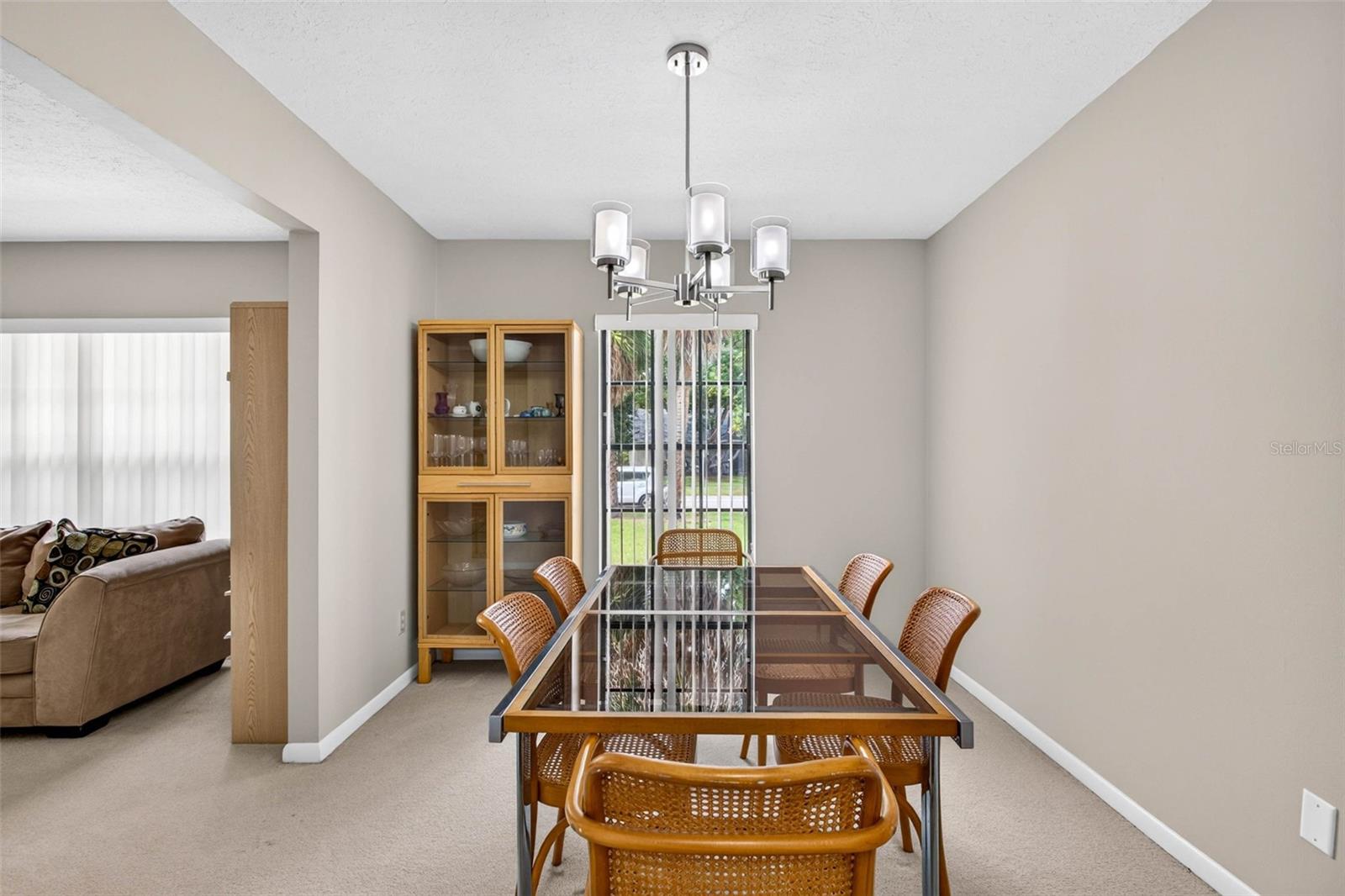 7220 WOODBROOK DR — photo 8
