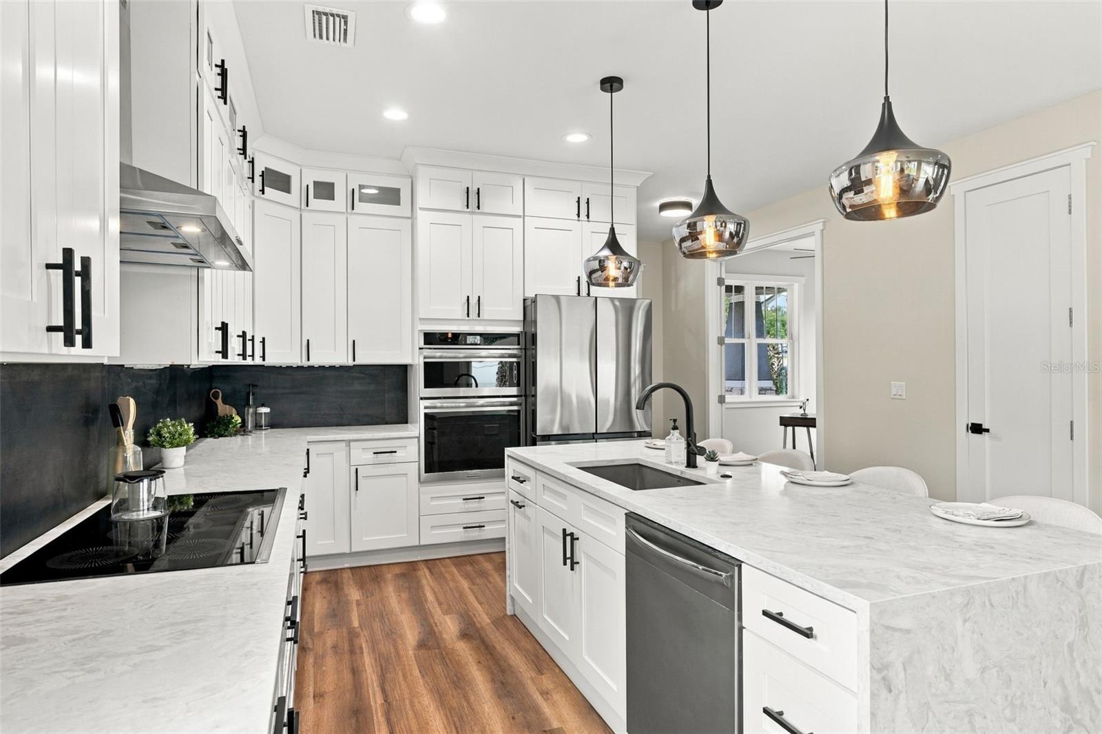 1509 E KNOLLWOOD ST — photo 12