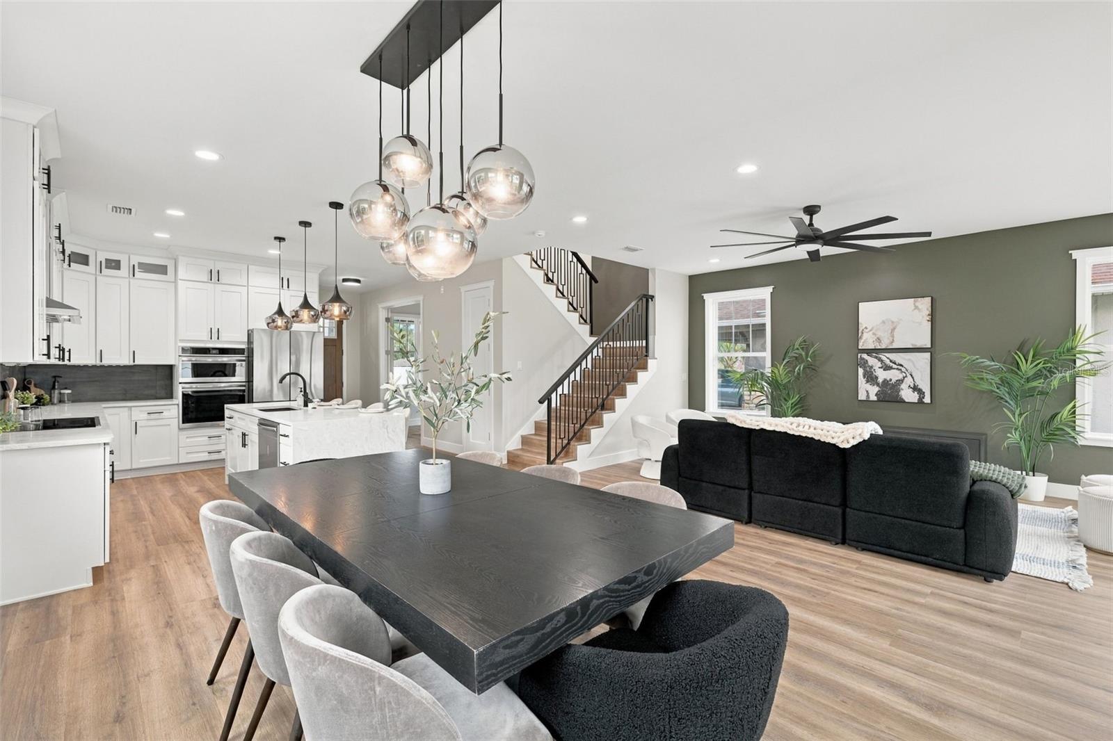 1509 E KNOLLWOOD ST — photo 17