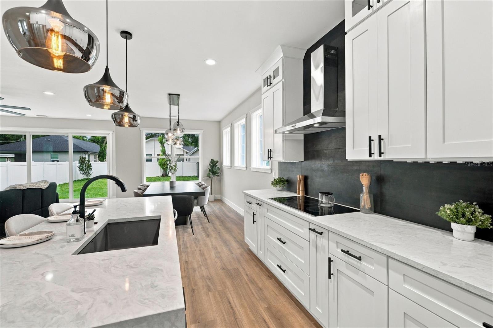 1509 E KNOLLWOOD ST — photo 10