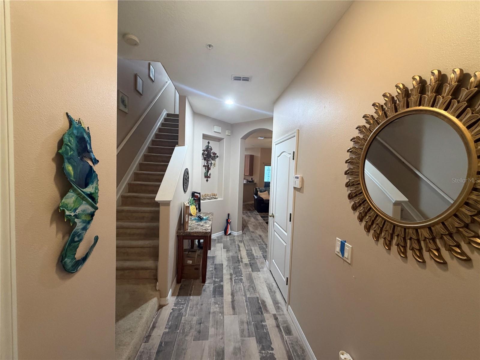 1474 GRANTHAM DR — photo 5