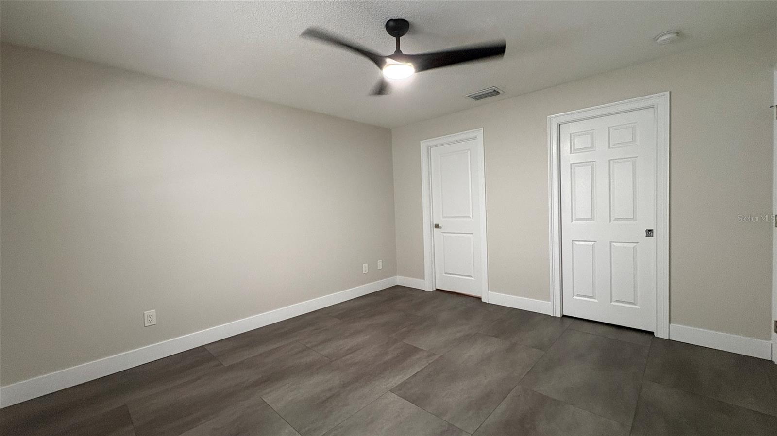 6001 N LYNN AVE — photo 15