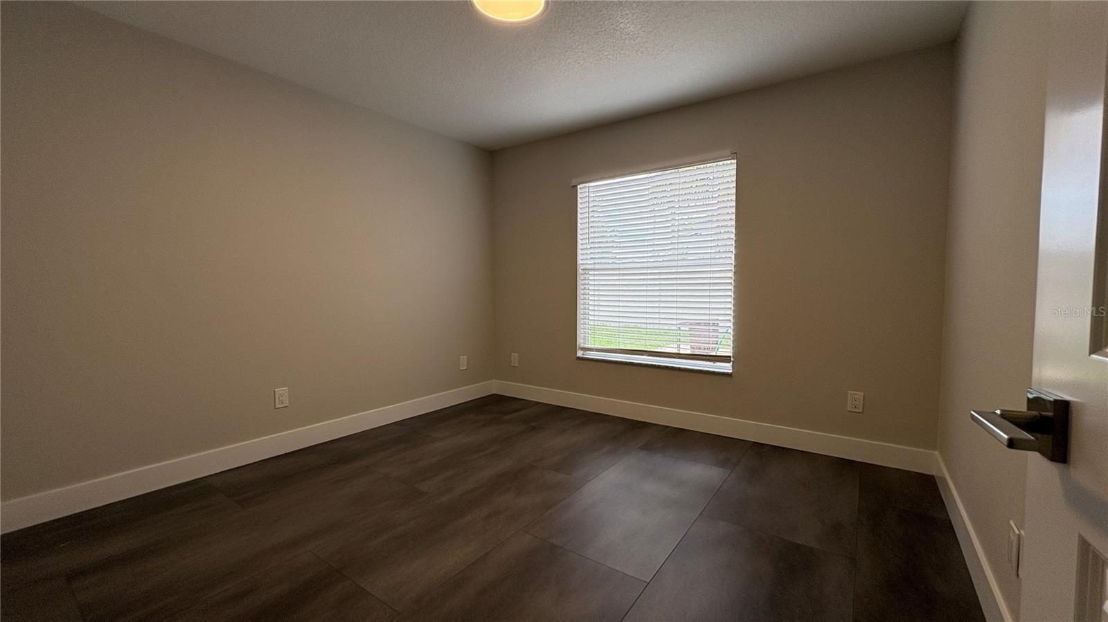 6001 N LYNN AVE — photo 21