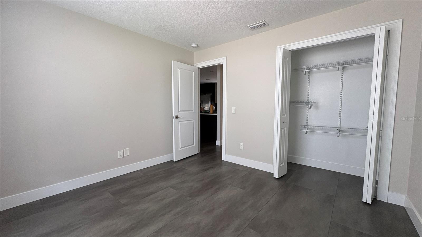 6001 N LYNN AVE — photo 22