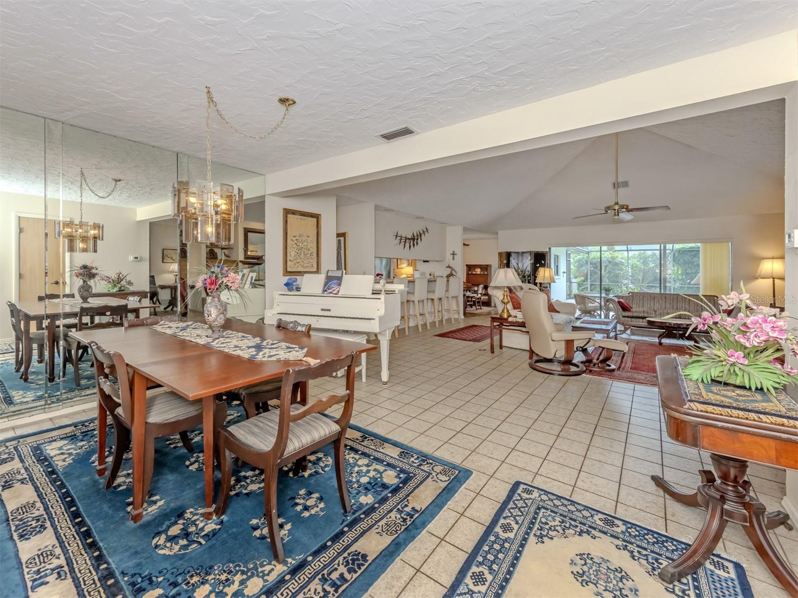 1250 WATERSIDE LN — photo 4