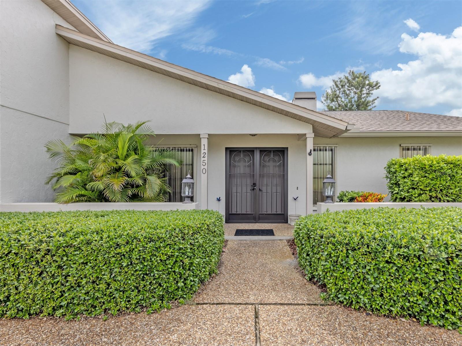 1250 WATERSIDE LN — photo 2