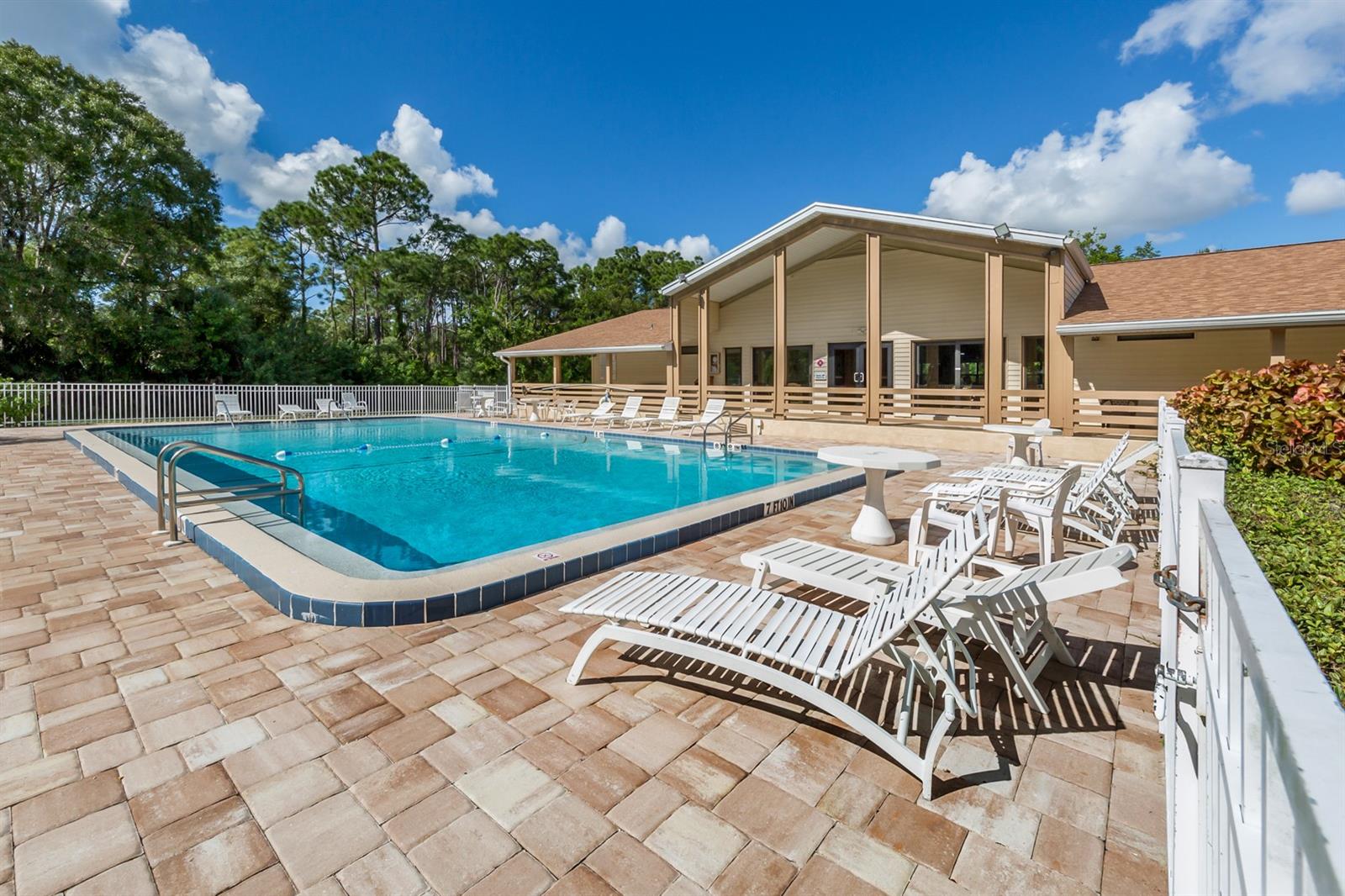 1250 WATERSIDE LN — photo 31