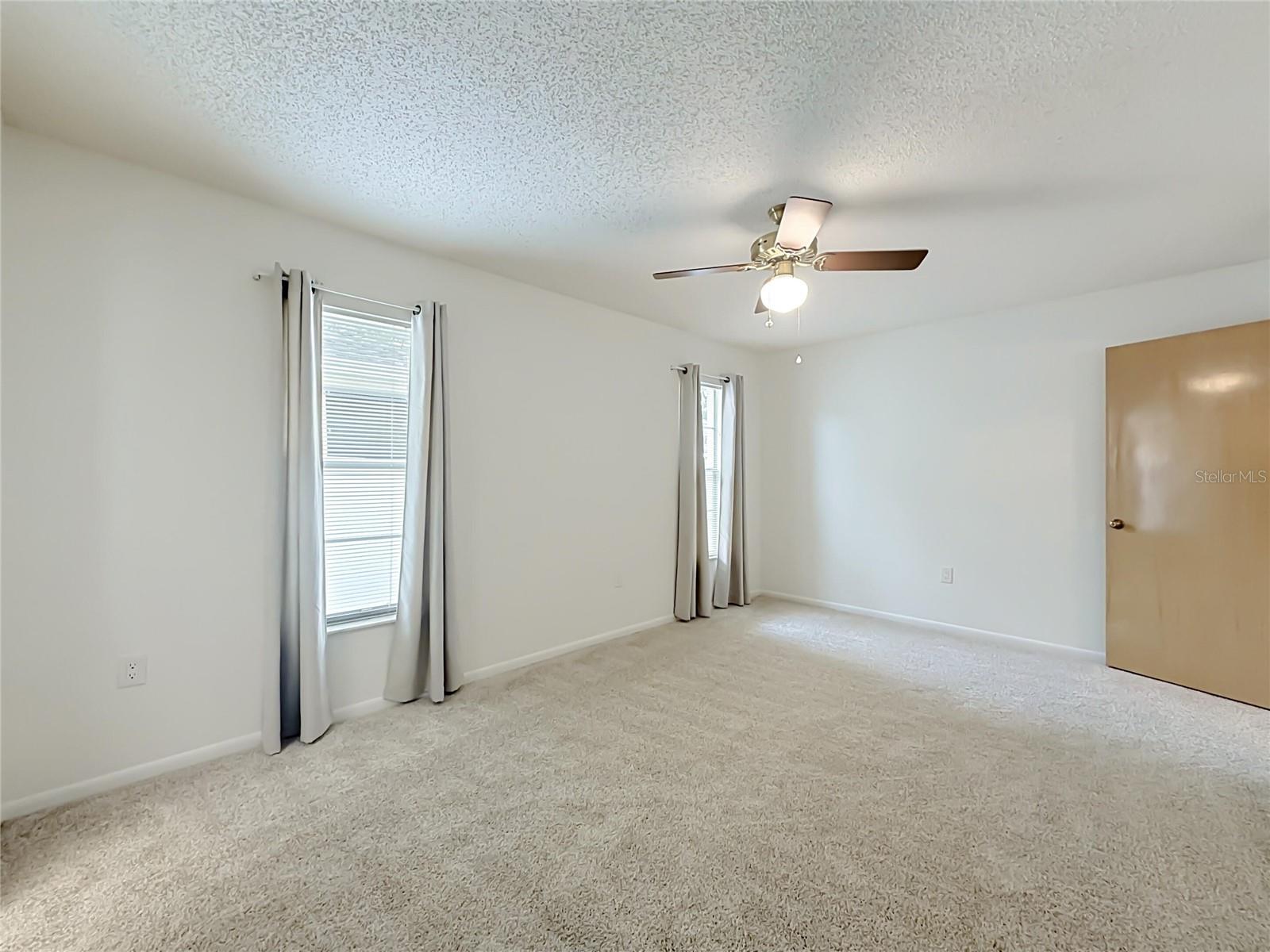 10617 SEMINOLE FOREST ST E — photo 15