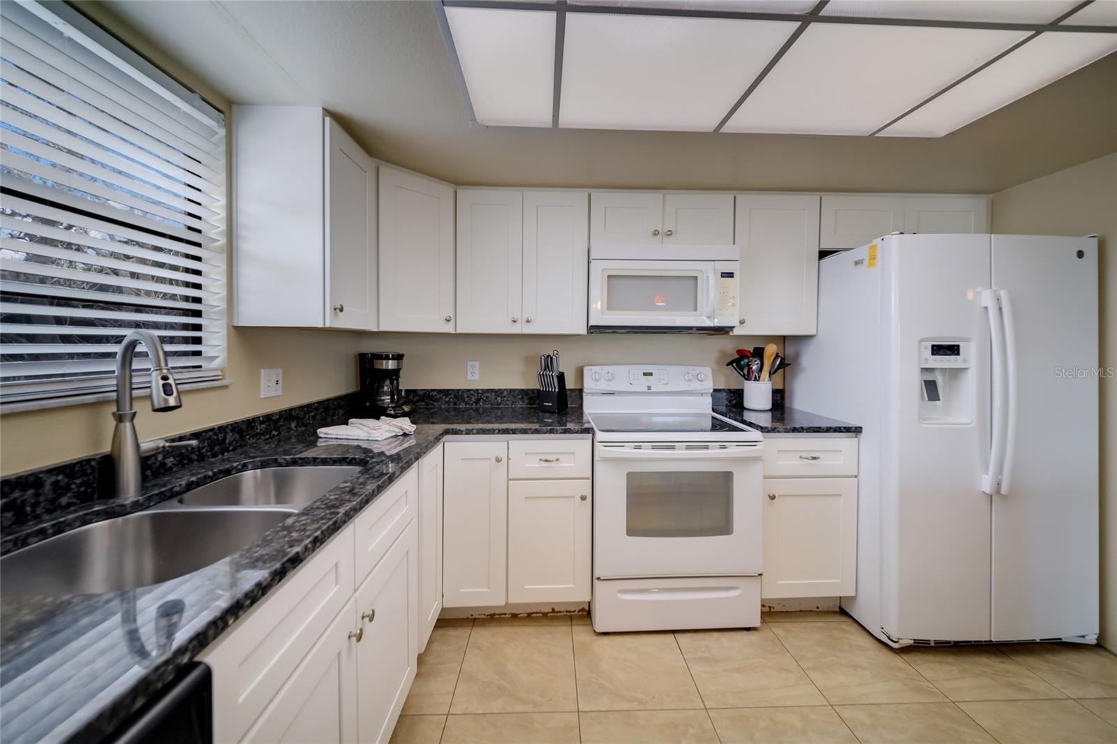 313 MAGNOLIA AVE — photo 10